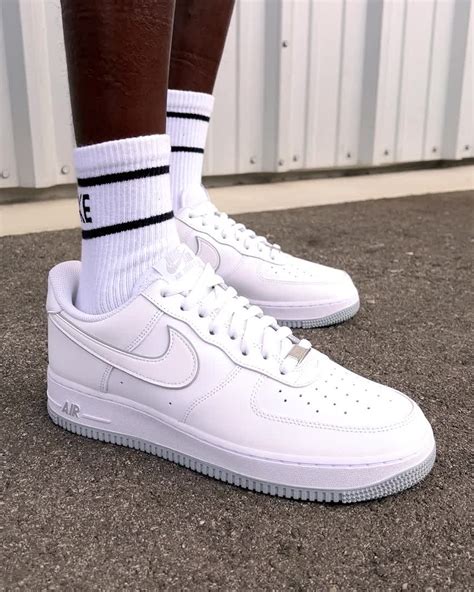 nike air force 1'07 men